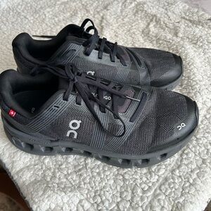 On Running Black and Gray Women's Athletic Cloudgo Sneakers